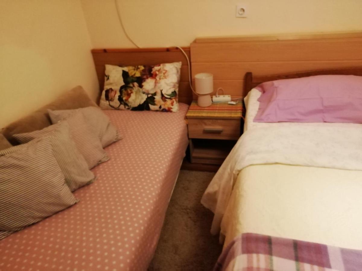 브로다리카 Apartman Lara 아파트 외부 사진